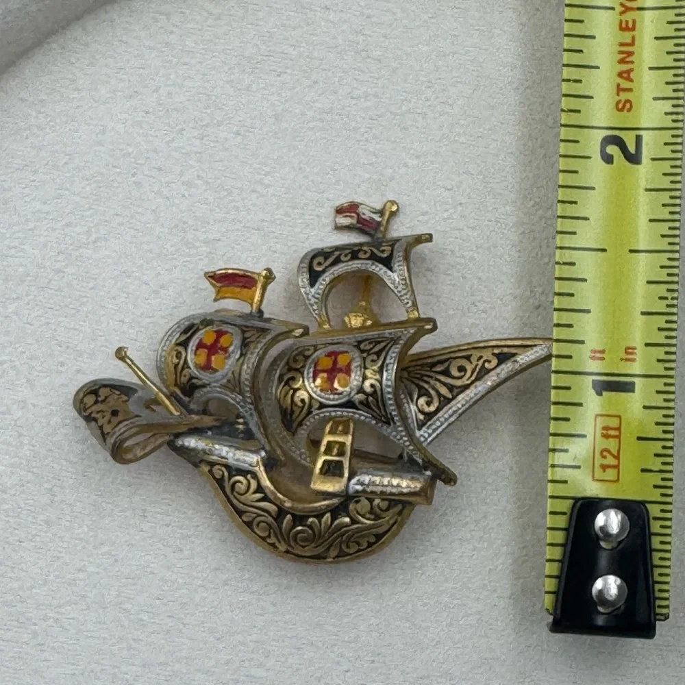 Vintage Spanish Damascene‎ Ship Brooch Toledo Gold Black Enamel Nautical